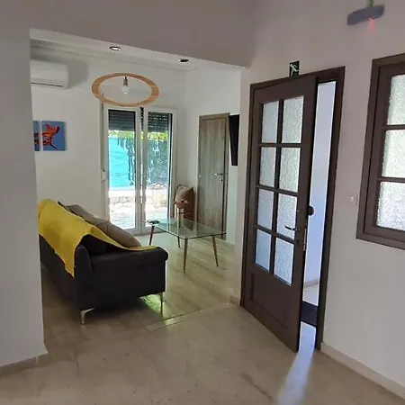 Gerys House דירה ניקיאנה