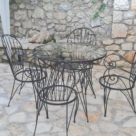 Διαμέρισμα Gerys House *